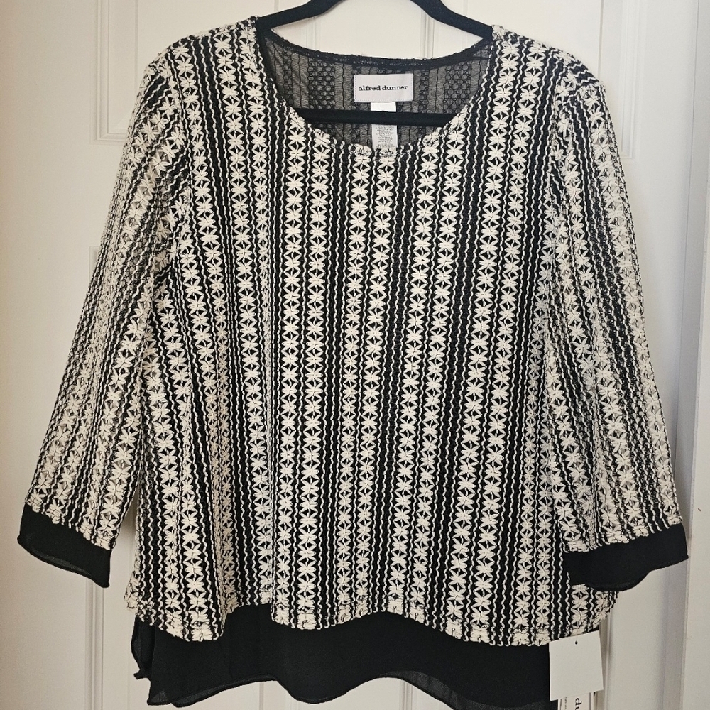 NWT Alfred Dunner Elegant Black and Ivory Blouse